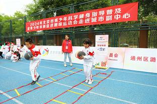 进步明显！申京每36分钟失误数和犯规数每赛季都在下降